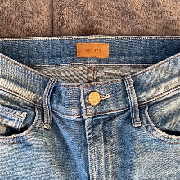 COPY - MOTHER Insider Crop Step Fray Jeans - Picture 8 of 12